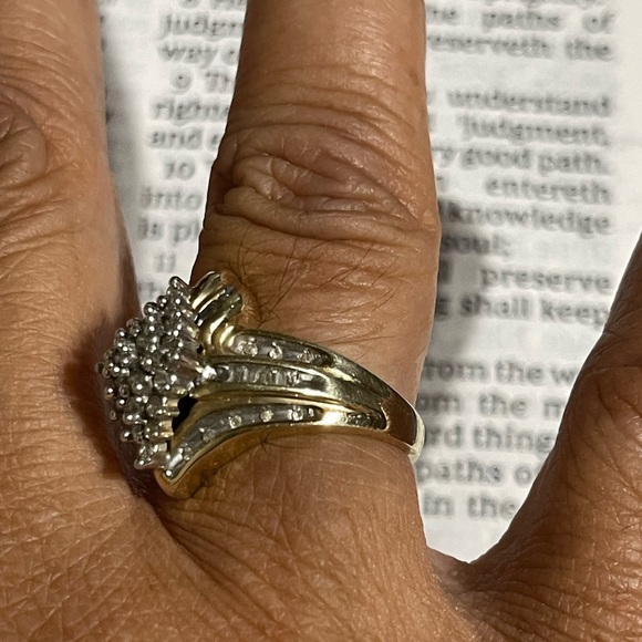 Solid yellow gold diamond ring - Picture 4 of 7